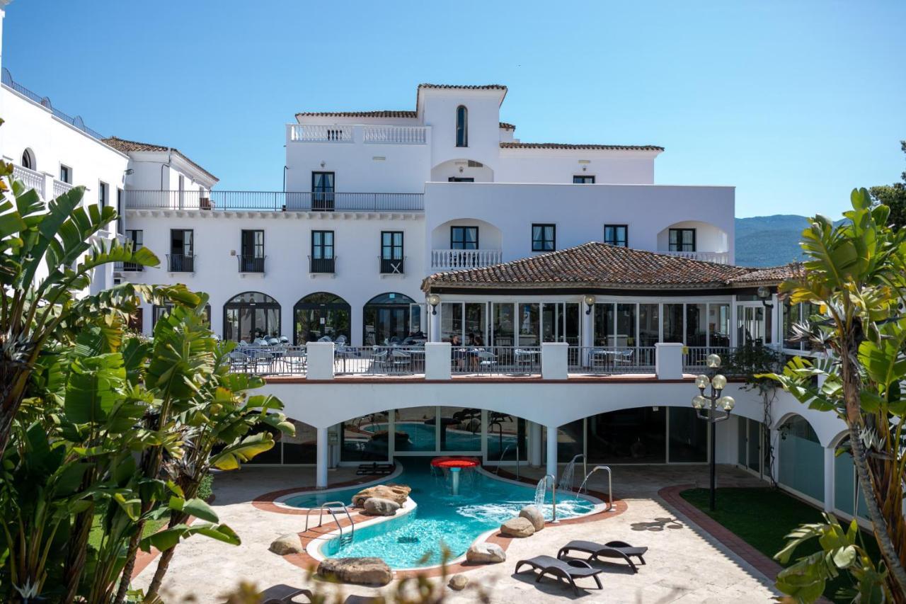 Sighientu Resort Капитана Екстериор снимка